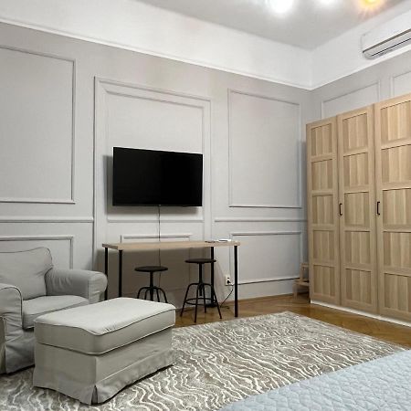 Barty Downtown Apart 2 Тимишоара Экстерьер фото