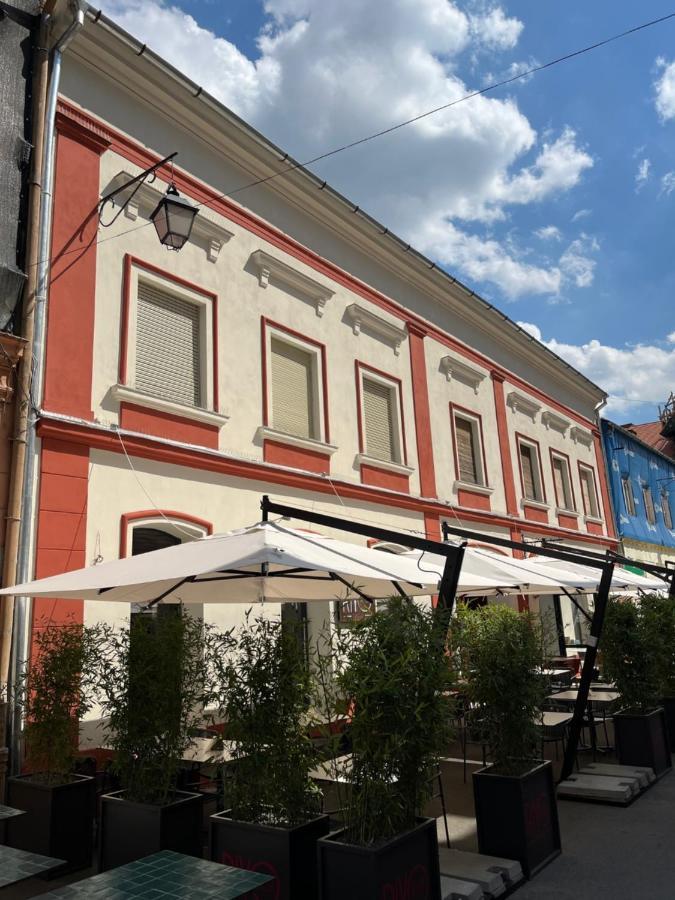 Barty Downtown Apart 2 Тимишоара Экстерьер фото