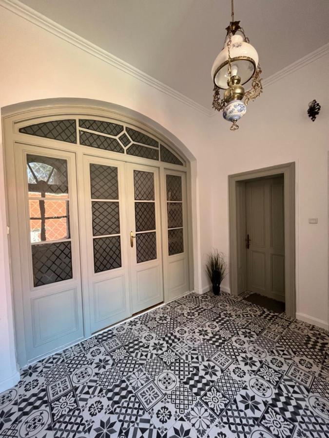 Barty Downtown Apart 2 Тимишоара Экстерьер фото